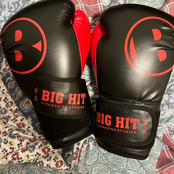 Boxing gloves used ones 12OZ - Picture 1 of 2